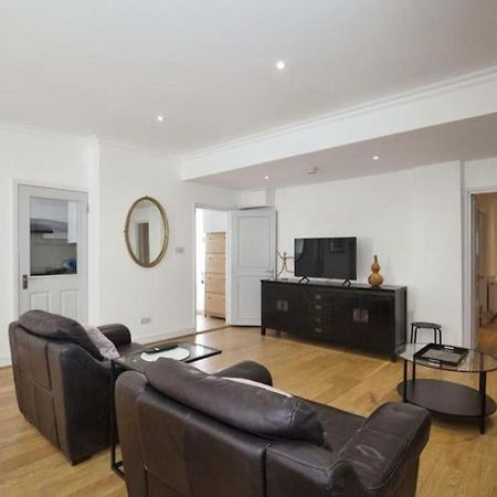 Lovely Kensington Flat Londra Esterno foto