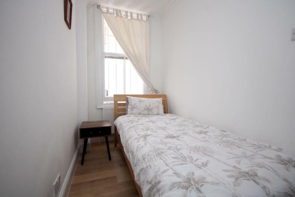Lovely Kensington Flat Londra Esterno foto