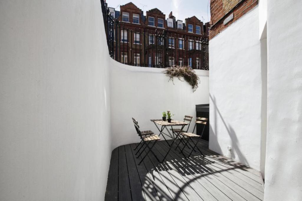 Lovely Kensington Flat Londra Esterno foto