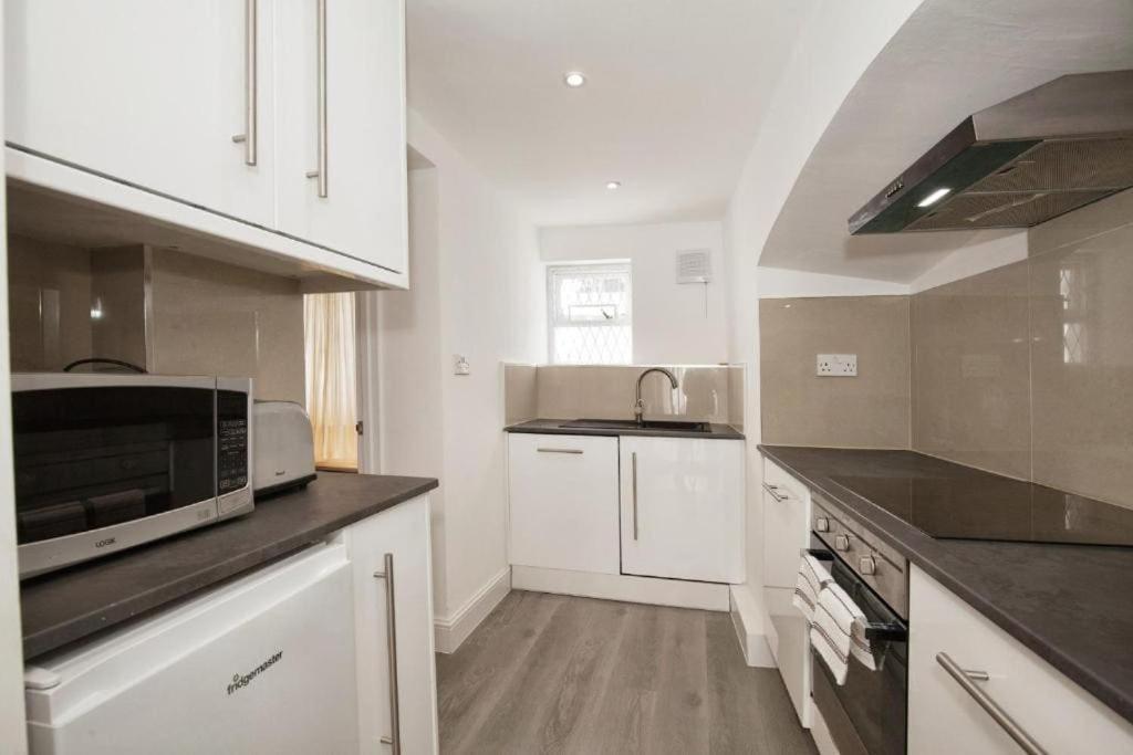 Lovely Kensington Flat Londra Esterno foto